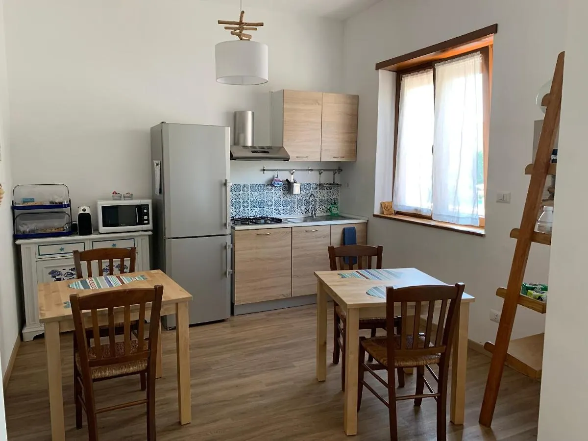 Camera Maestrale Fiumicino Bed & Breakfast